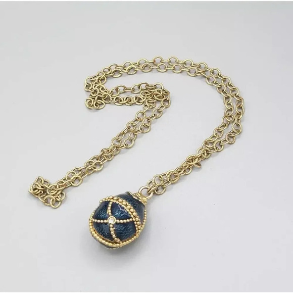 Unbranded Jewelry - Womens Gold Tone Metal Round Link Chain Green Egg Shape Pendant Necklace 28 in